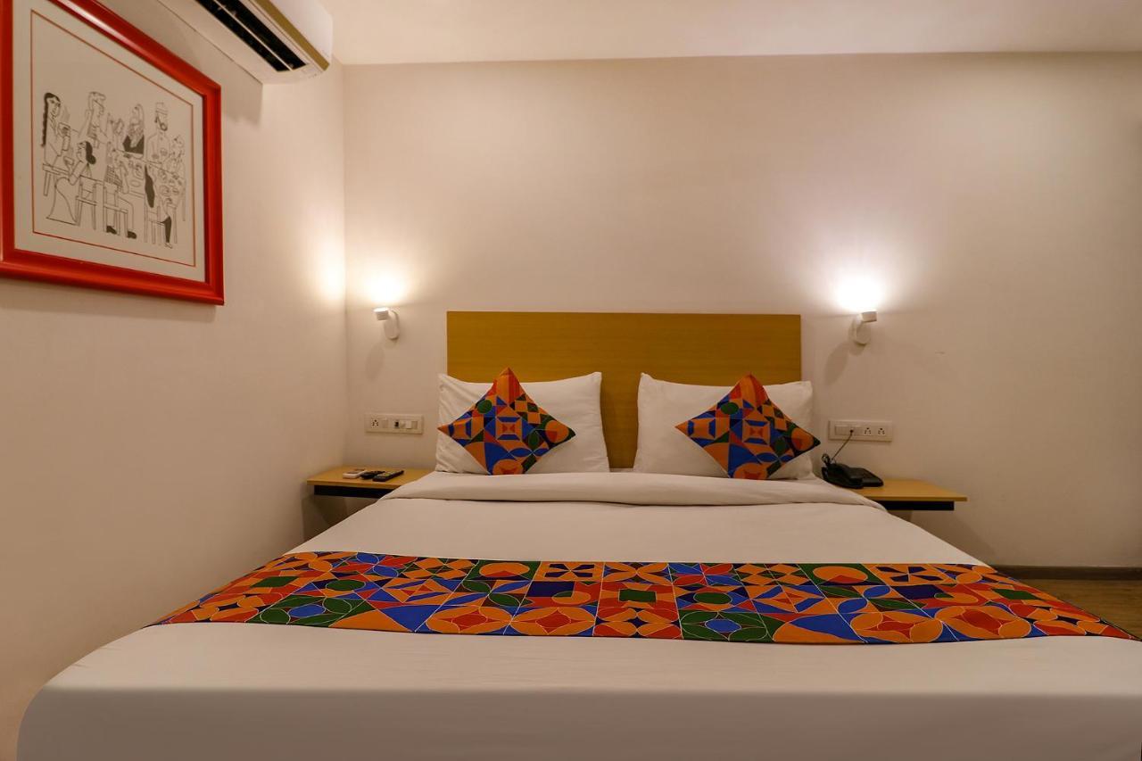 Fabhotel Hargobind Enclave New Delhi Exterior photo